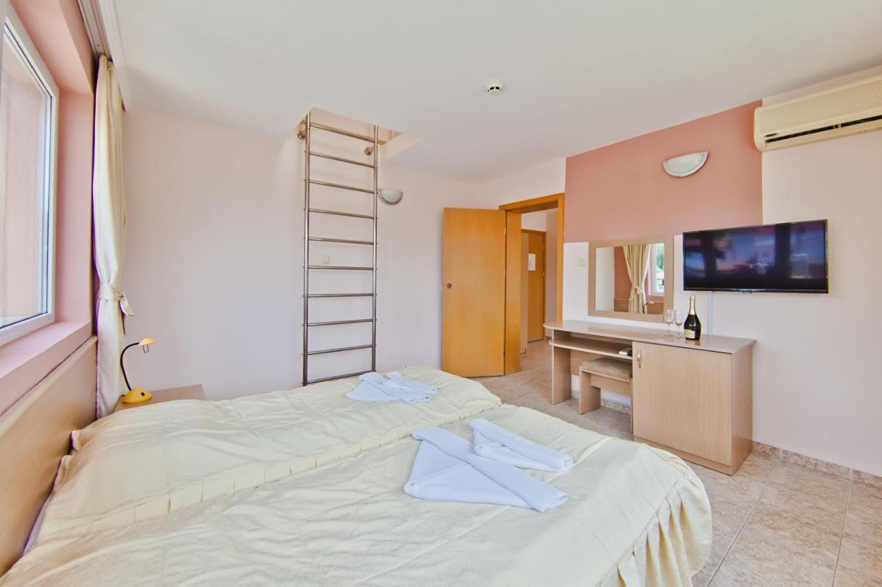 Family Hotel Morska Zvezda Balchik Luaran gambar