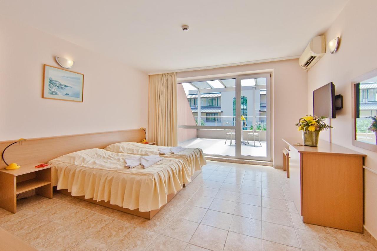 Family Hotel Morska Zvezda Balchik Luaran gambar