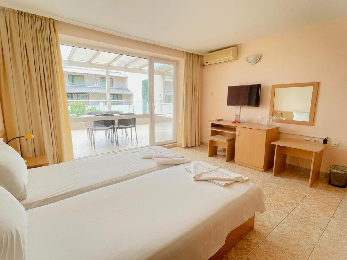 Family Hotel Morska Zvezda Balchik Luaran gambar